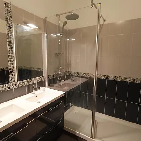 Apartman Spacious T2 Near The Historic Sites Of Nizza