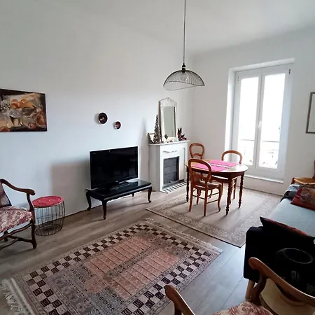 Spacious T2 Near The Historic Sites Of Apartman *